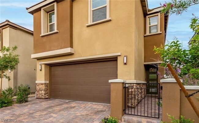 Photo - 12556 Skylight View St