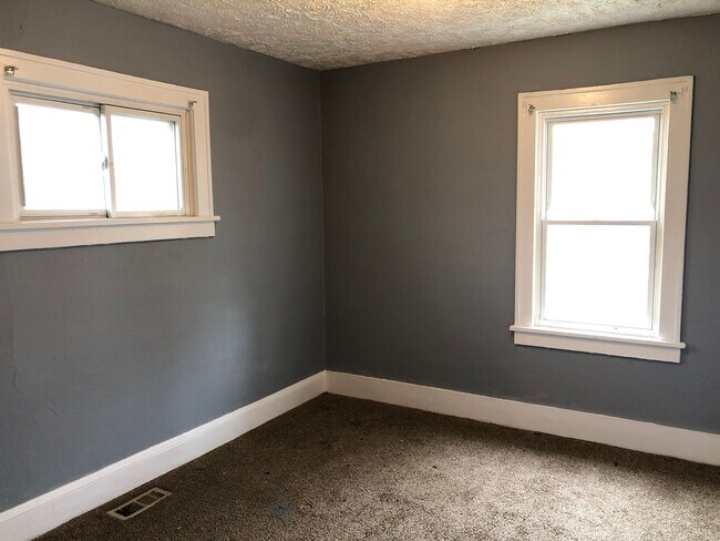 Photo - 5 BED 2 BATH SINGLE FAMILY HOME IN PURITAS...