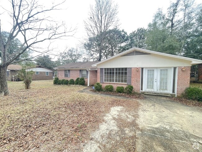 Building Photo - 310 McEwen Dr Rental