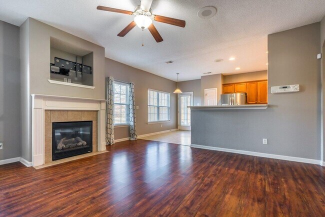 Photo - 12138 Longleaf Oak Trail