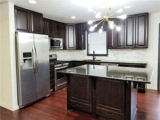 Photo - 2091 Northside Dr NW