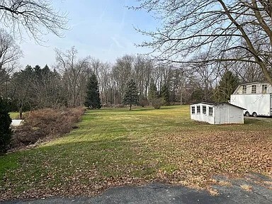 Photo - 60 Greenfield Rd