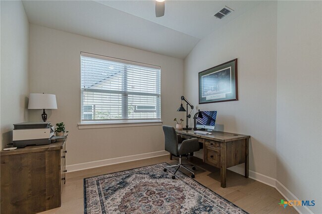 Photo - 1435 Dancing Oak Ln