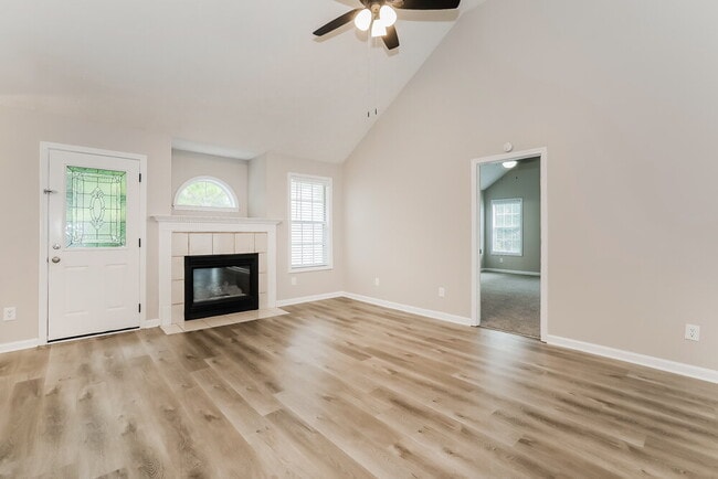 Photo - 221 Eagles Crest Ct