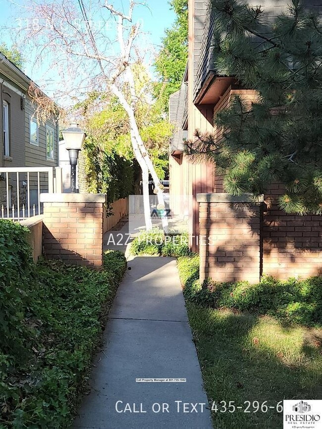 Photo - 318 N Center St