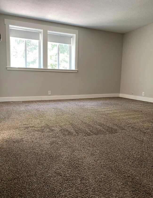 Photo - 3350 E Rexford Pl