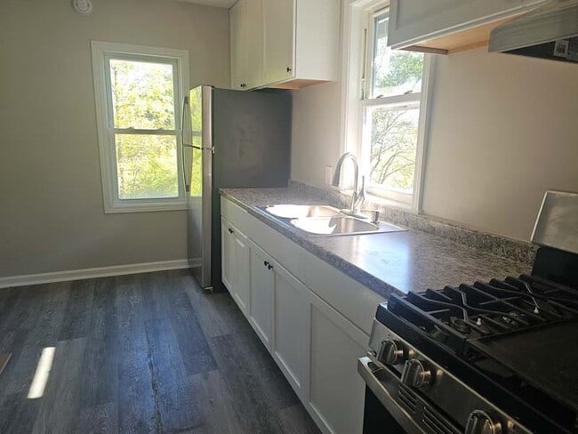 Photo - 250 Anderson Ave