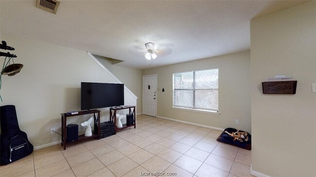 Photo - 1809 Treehouse Trail Unidad B