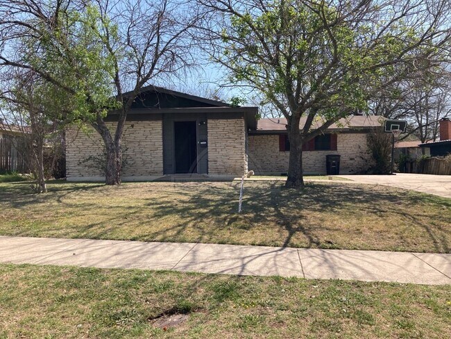 Building Photo - 1224 Alta Vista Dr Rental