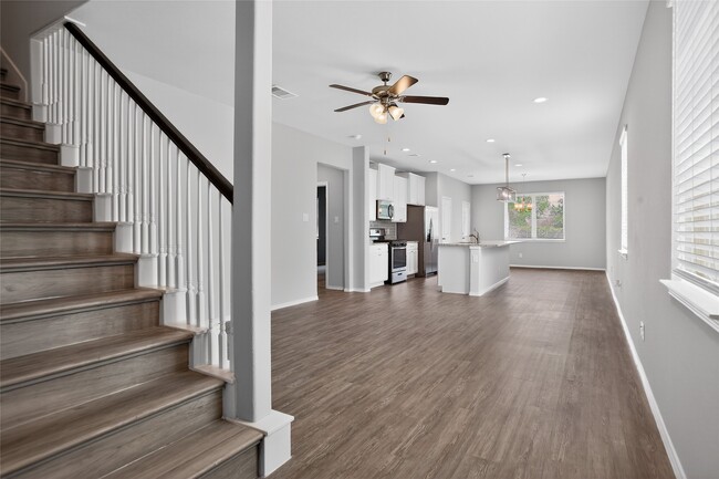 Photo - 16817 Pink Wintergreen Dr