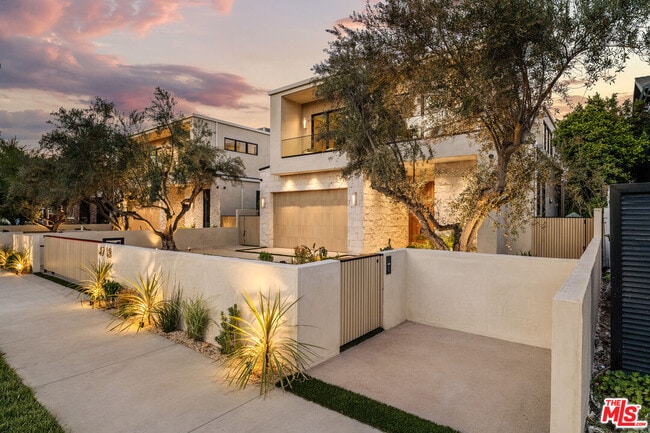 Photo - 4718 Lemona Ave