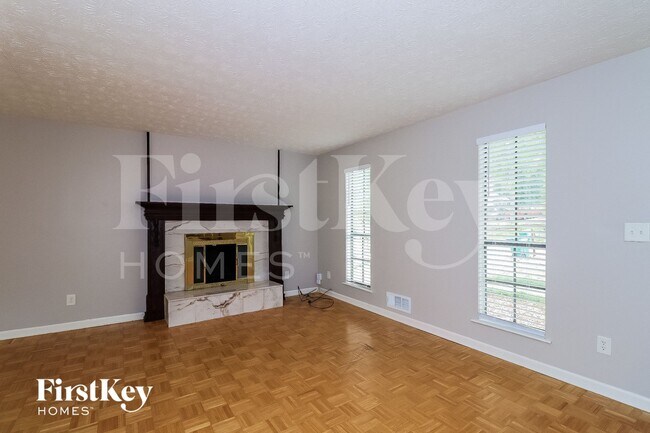 Photo - 3848 Valley Brook Rd