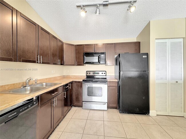 Photo - 3610 N 56th Ave Unit 236