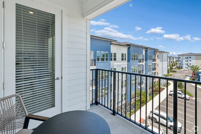B2 2BR, 2BA - 1,237SF - Balcony