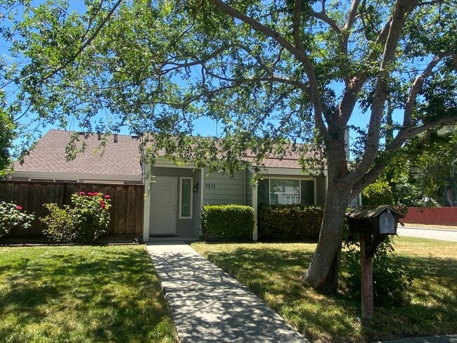 San Ramon Cozy Single Story 3 Bed / 2 Bath... - San Ramon Cozy Single Story 3 Bed / 2 Bath... House