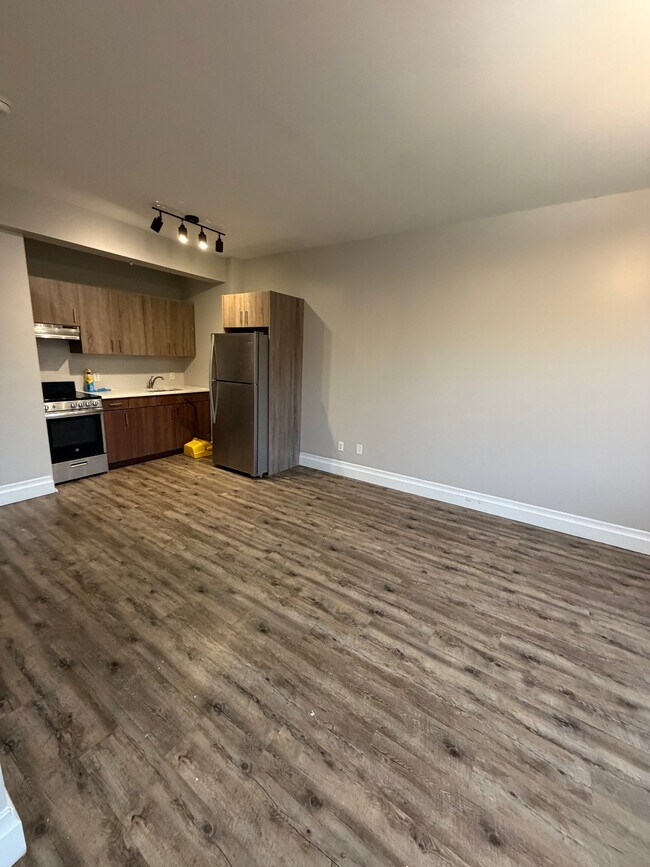 Photo - 106 N Grove St Unidad 405