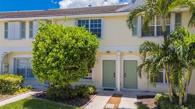 Building Photo - 9968 NW 57th Manor Rental