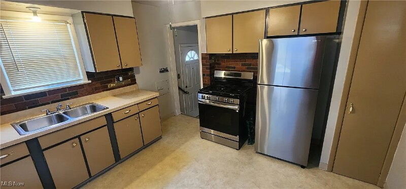 Photo - 12908 Oak St