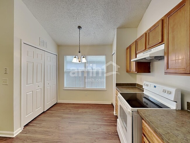 Photo - 6628 Morse Glen Ln