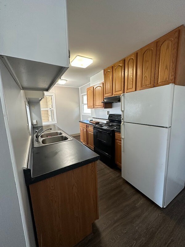 Photo - 1746 Richmond Rd NE