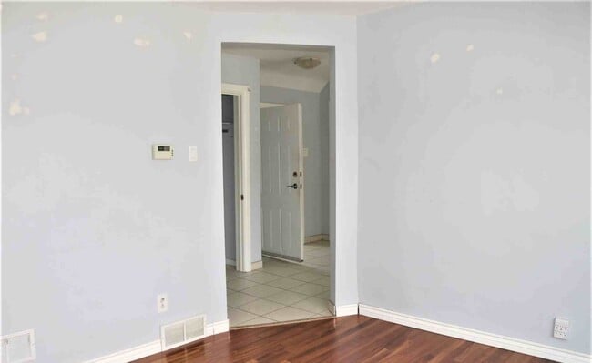 Photo - 281 Horace St