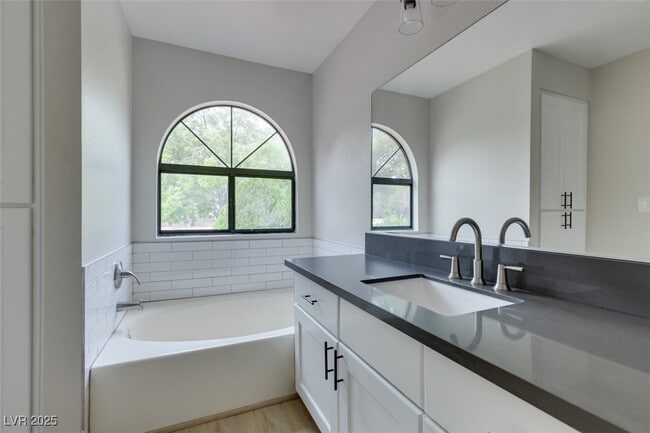 Photo - 2337 Chatfield Dr