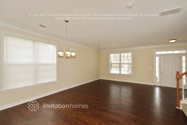 Photo - 1712 Sahale Falls Dr