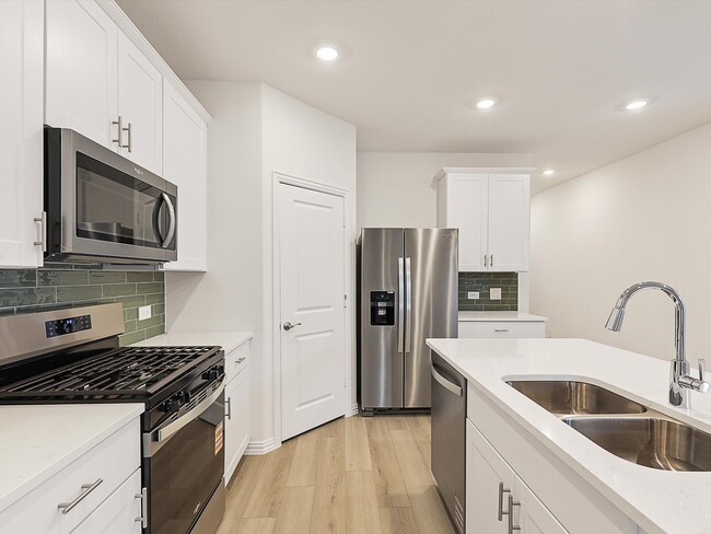 Photo - 506 Cottner Dr