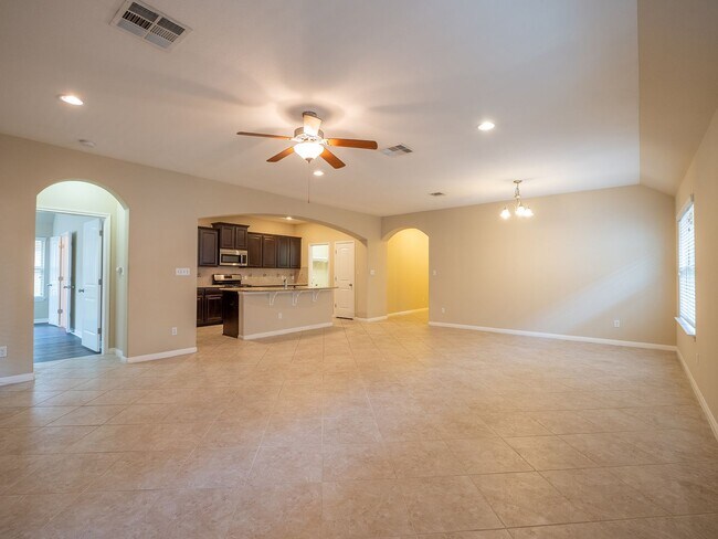 Photo - Adorable Home in South Park Meadows