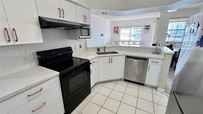 Photo - 3255 NE 184th St Unit # 12408