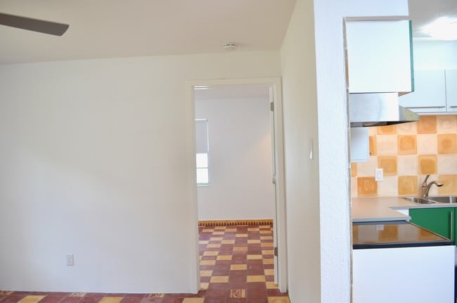 Photo - 1274 36th St