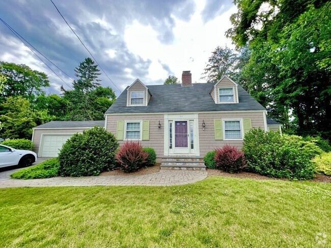 Building Photo - 82 Mount Vernon Rd W Rental