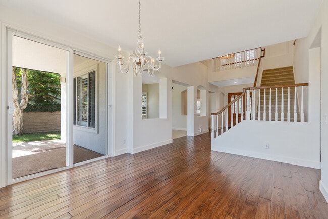 Photo - 674 Via de Tierra