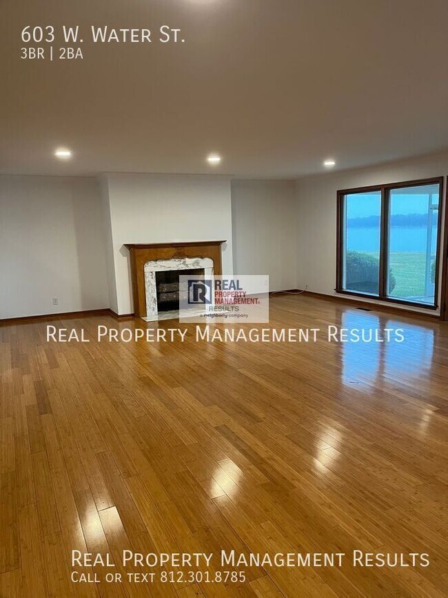 Photo - 603 W Water St