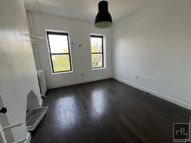 Building Photo - 0 bedroom in Brooklyn NY 11225 Rental