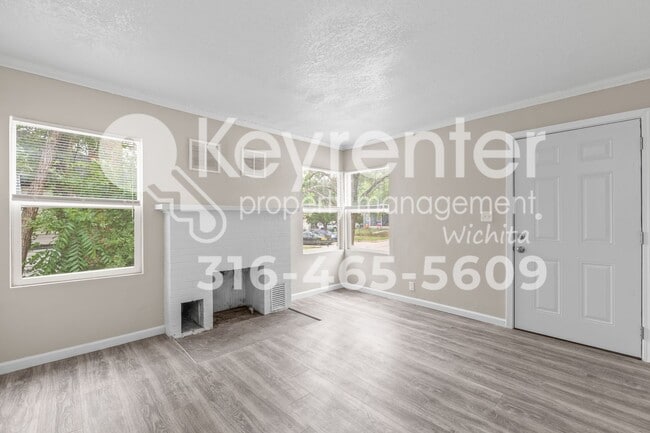 Photo - N Volutsia Duplex Unit 2009