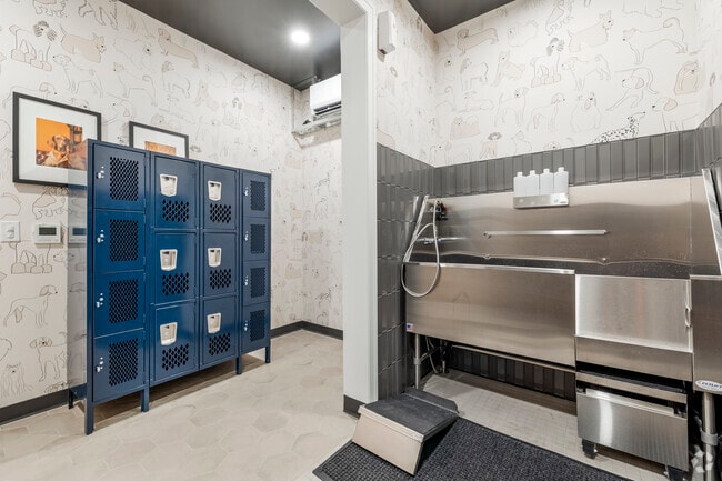 Pet Spa & Grooming Center