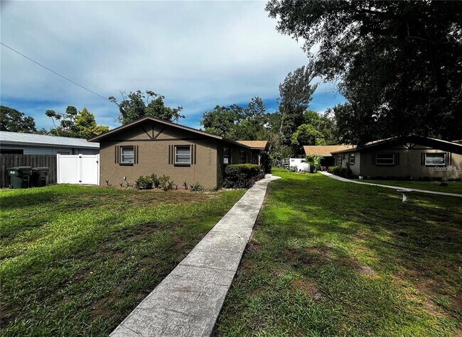 Photo - 15701 Waverly St Unit 2