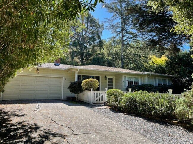 Charming single level home in Orinda-Avail... - Charming single level home in Orinda-Avail...