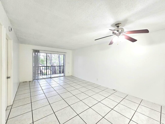 Photo - 7960 Colony Cir N