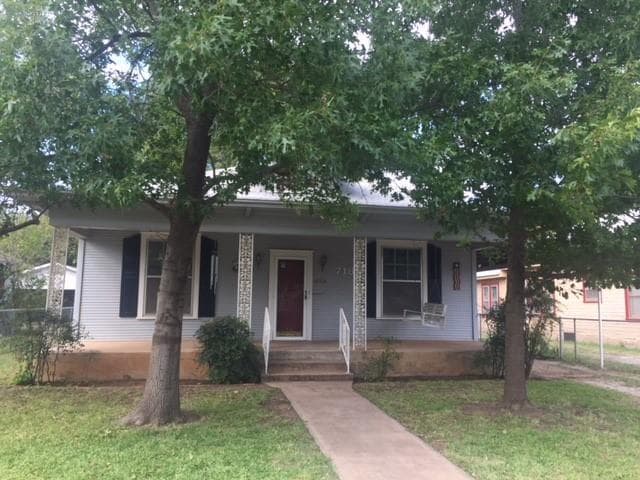 Building Photo - 718 Vine St Rental