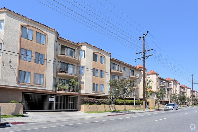 Villa California Apartments - Villa California Apartments