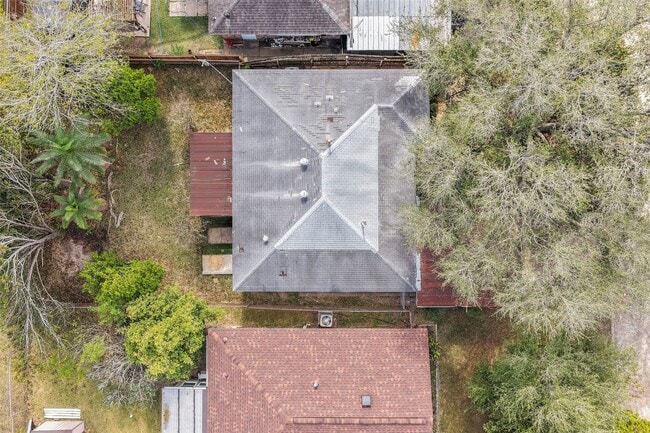 Photo - 13335 Ambrose St