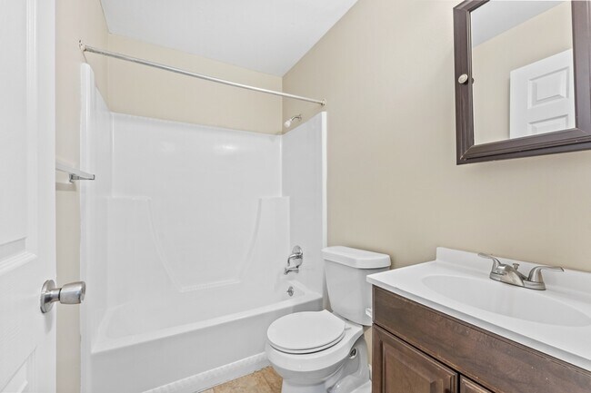 Photo - 23210 Huron River Dr