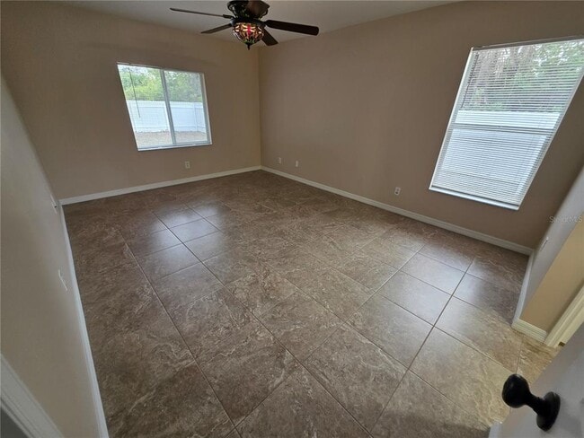 Photo - 1644 Dawnview St