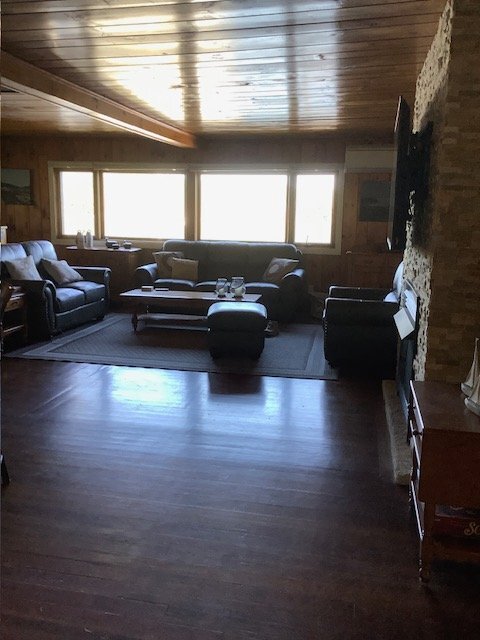 55 Shore Rd