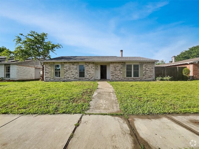 Building Photo - 2018 Stockton Trail Rental