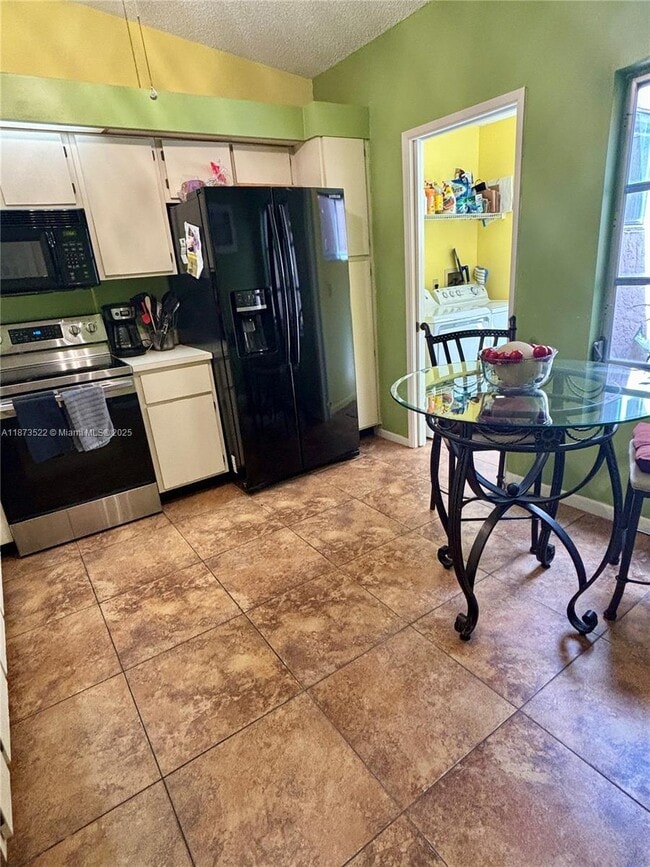 Photo - 8066 Springside Ct