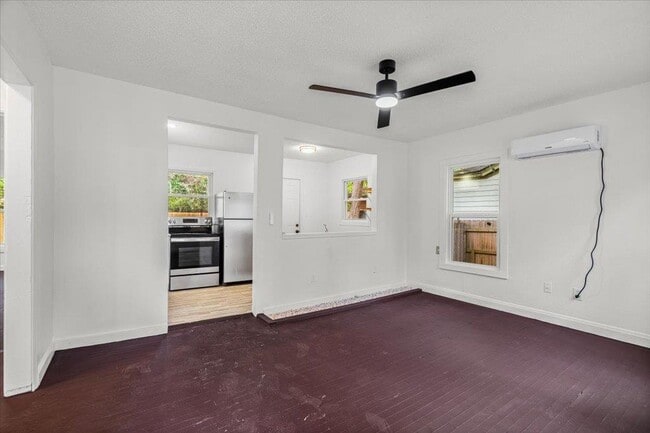 Photo - 2206 Rountree Dr