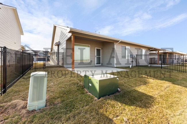 Photo - 12438 Blanford St